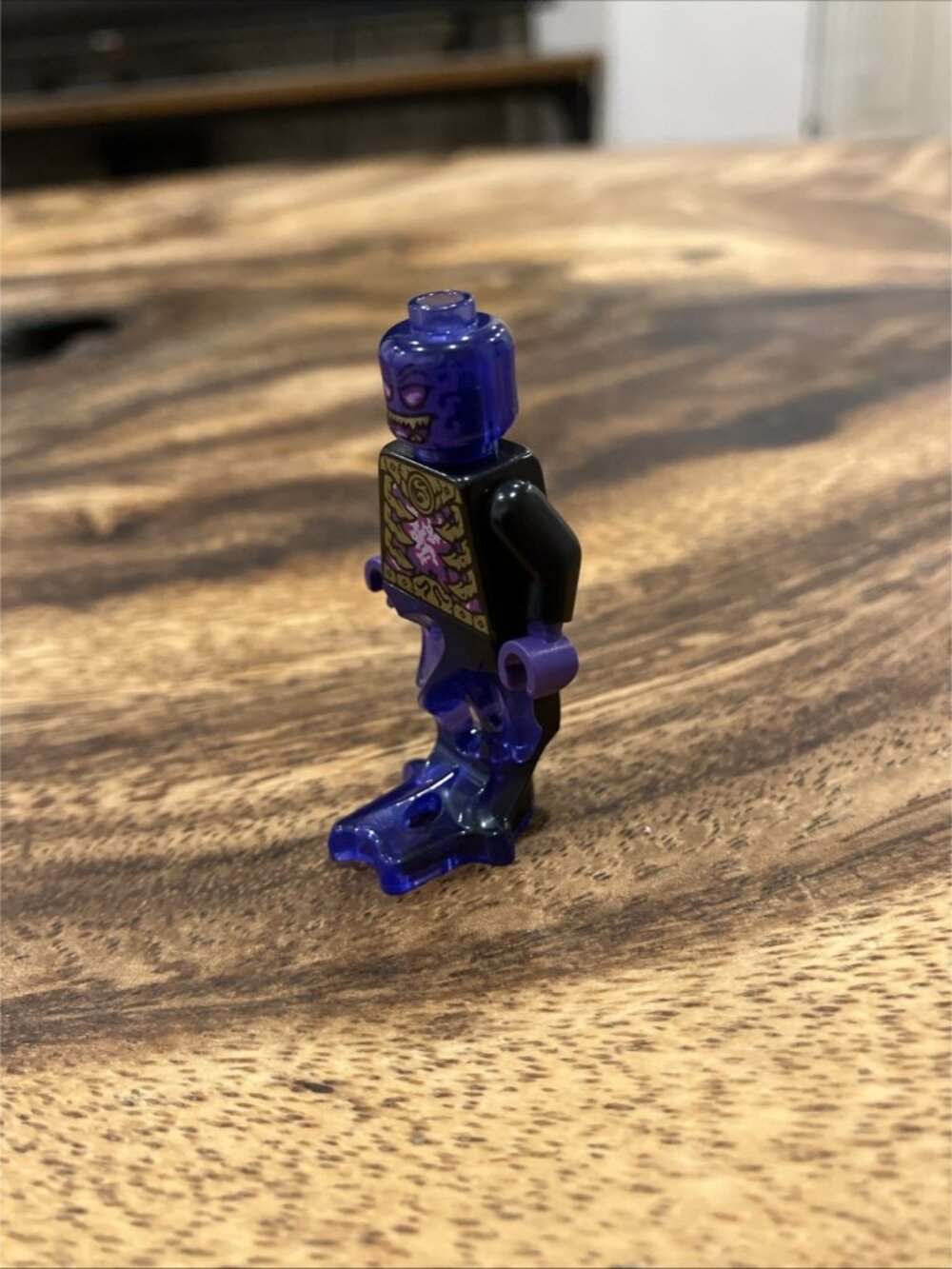 Lego Minifigure ( Authentic ) - Picture 2 of 3